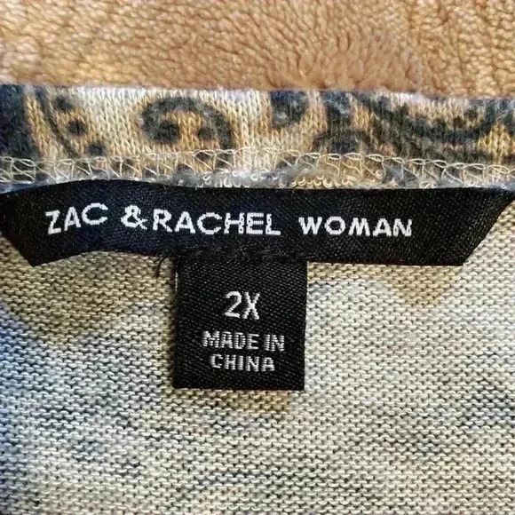 Zac & Rachel Woman Sweater in Size 2X - Picture 4 of 6